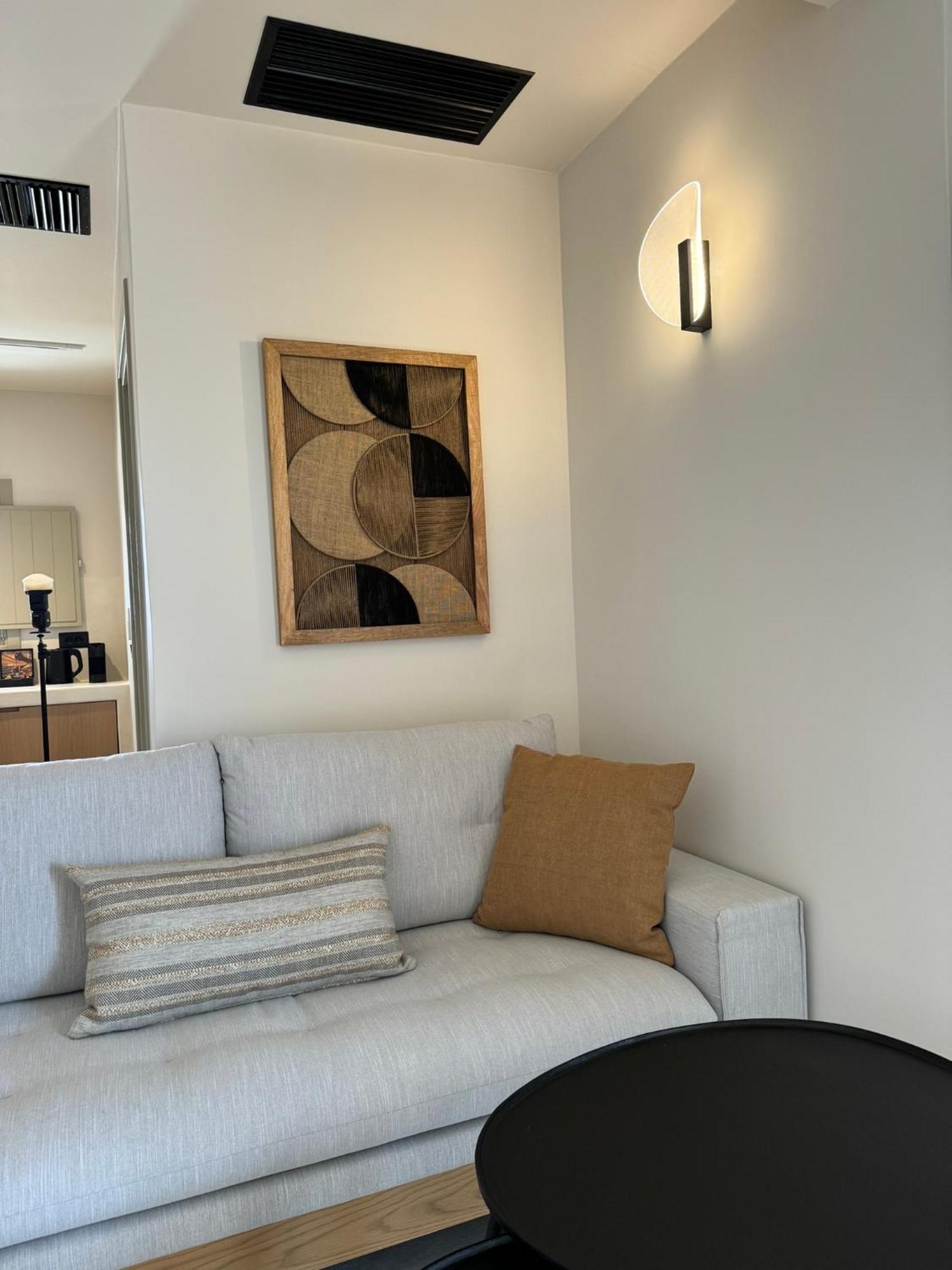 Morfes Luxury Suites By Caldera Houses 피로스테파니 외부 사진