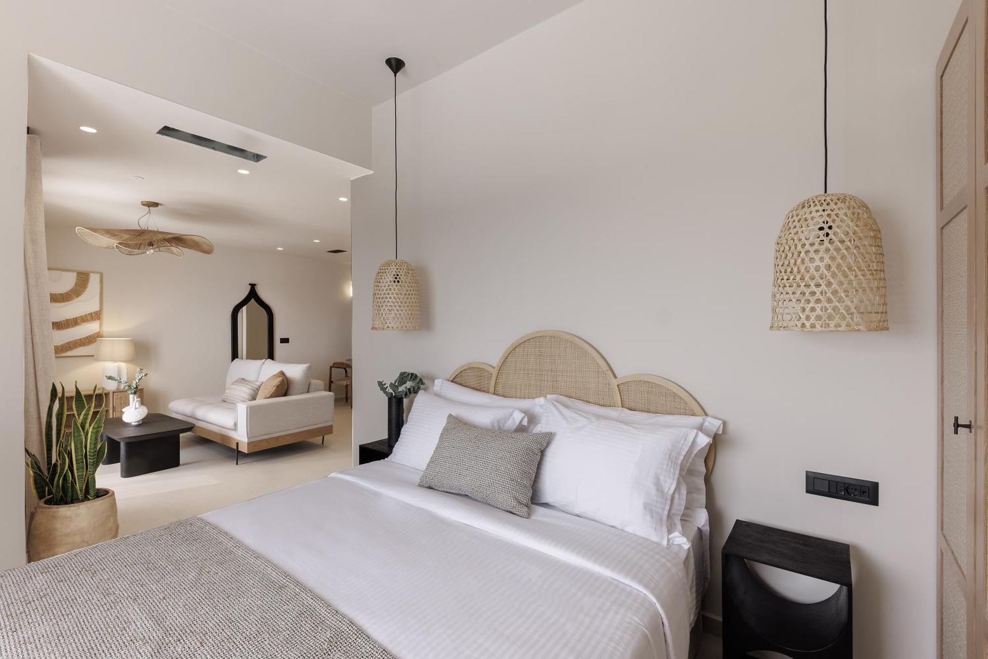 Morfes Luxury Suites By Caldera Houses 피로스테파니 외부 사진