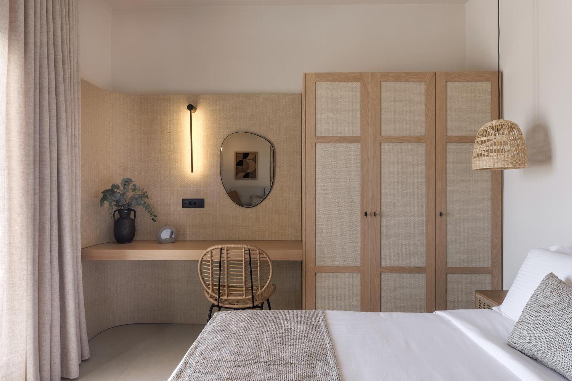 Morfes Luxury Suites By Caldera Houses 피로스테파니 외부 사진