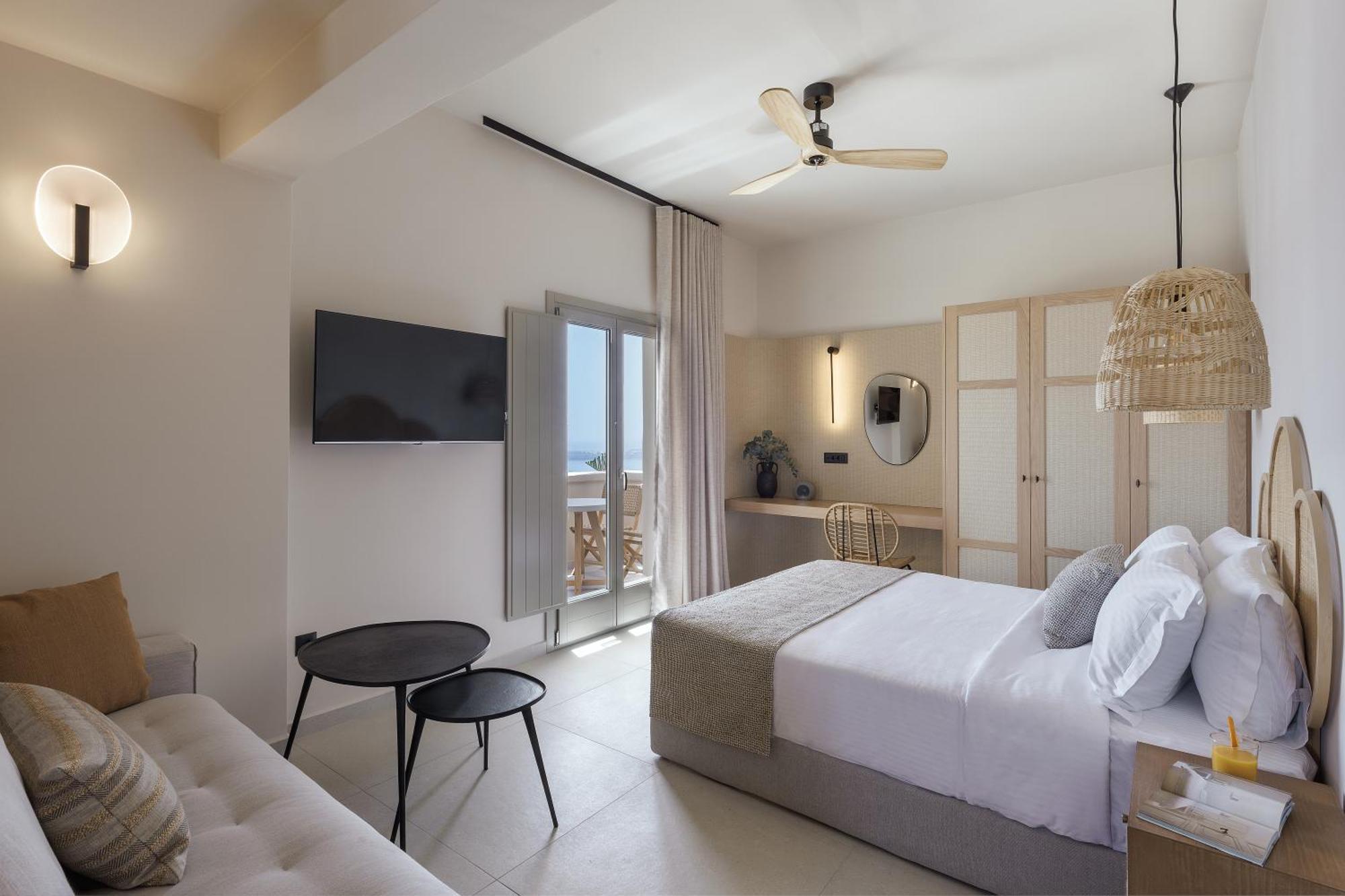 Morfes Luxury Suites By Caldera Houses 피로스테파니 외부 사진